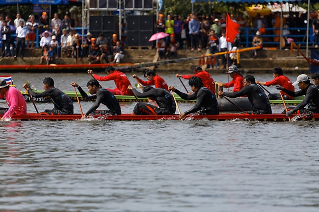 Phimai boat races-2013-036